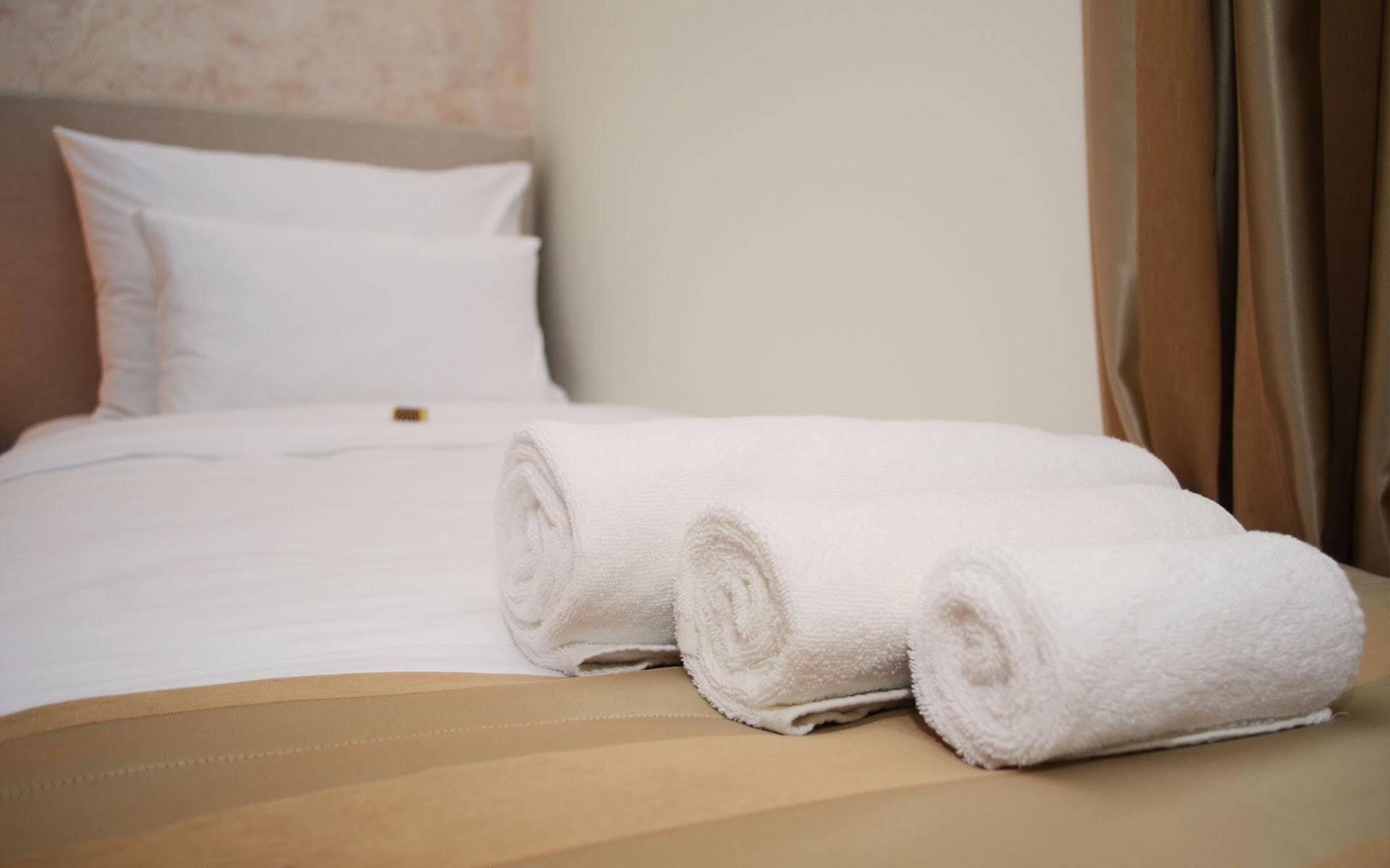 Hotel Helada Tivat Eksteriør billede